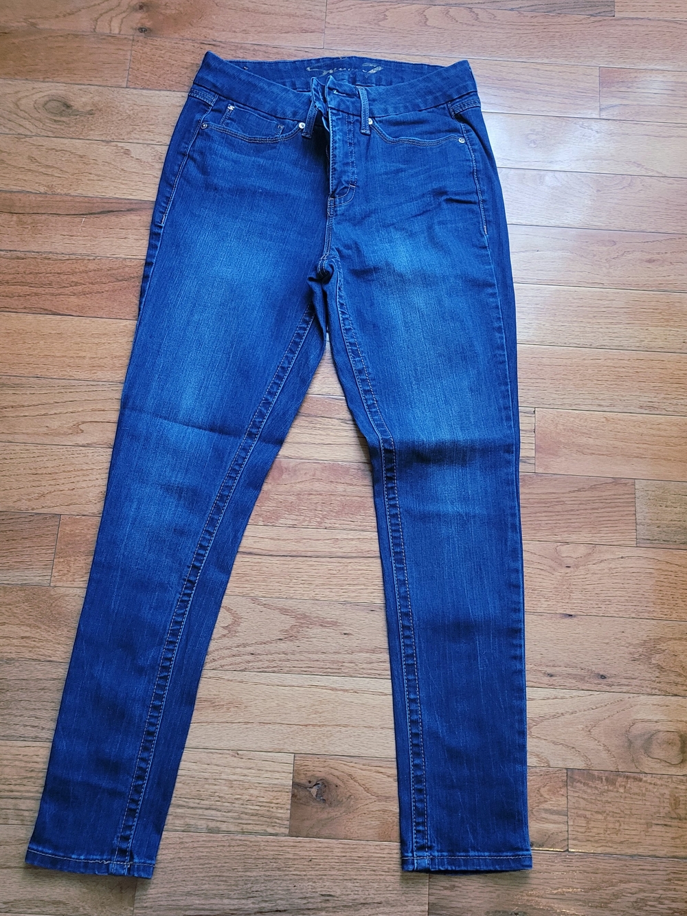 Classic Women's Dark Blue Slim Jeans